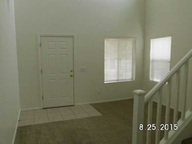 11642 W Rio Vista Ln - Photo 3 of 25