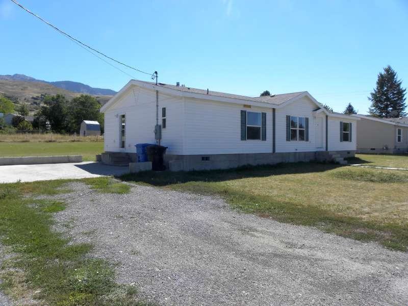 40 E 200 N - Photo 2 of 12