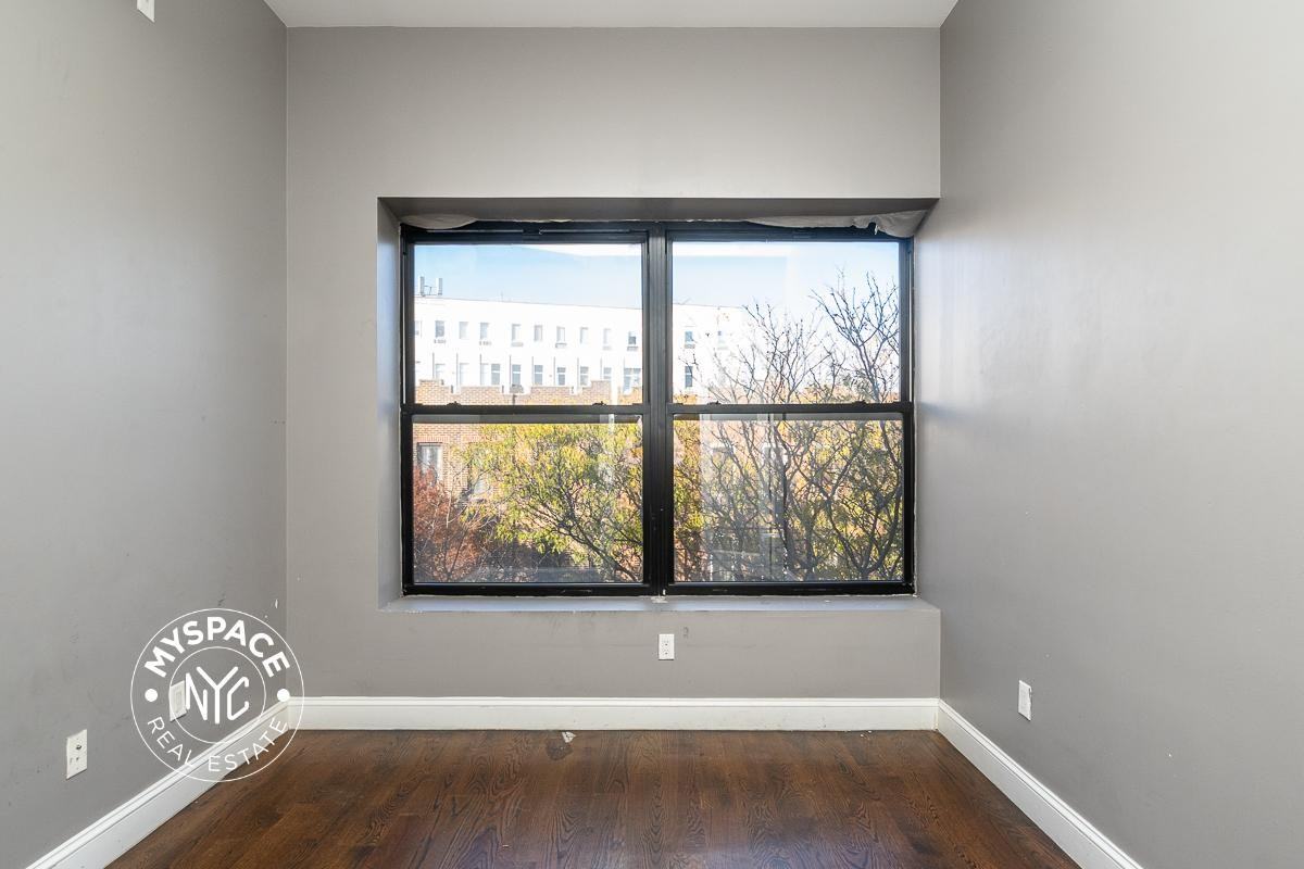 6080 Myrtle Ave #2D - Photo 7 of 15