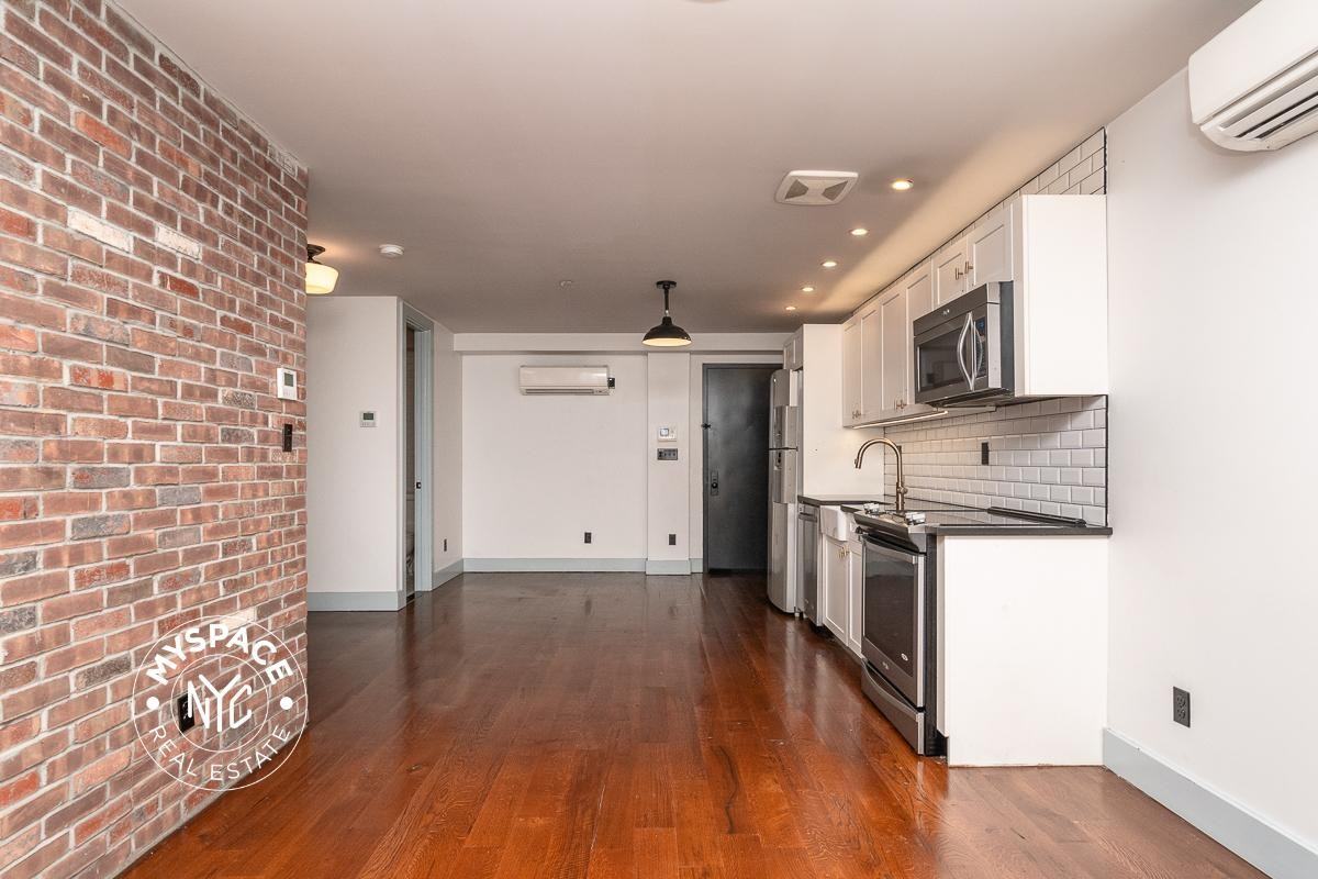 31 Brooklyn Ave #1D - Photo 4 of 22