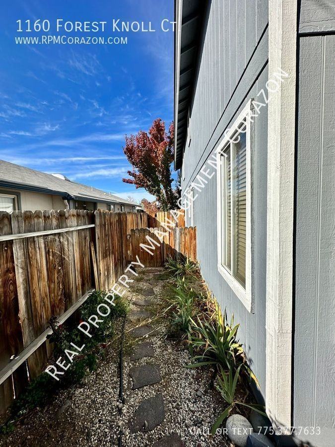 1160 Forest Knoll Ct - Photo 3 of 20