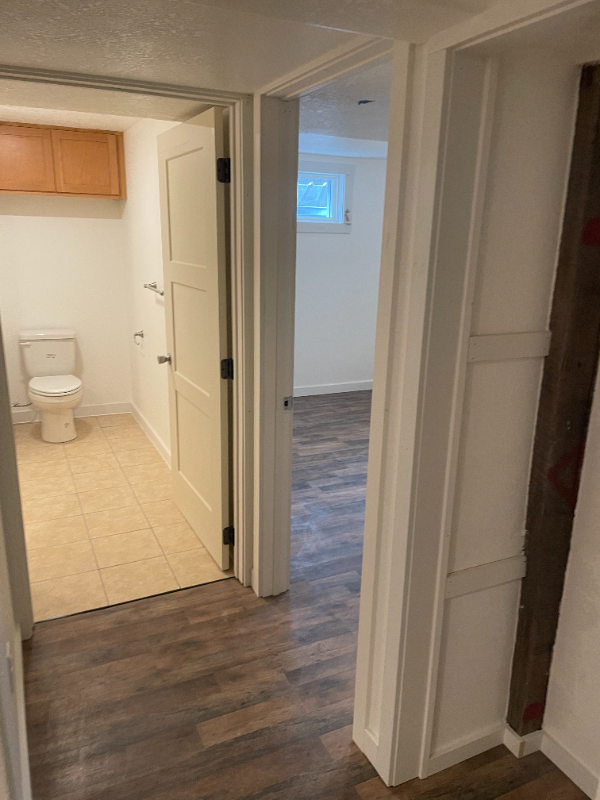 2145 S 11th St W #B - Photo 4 of 10