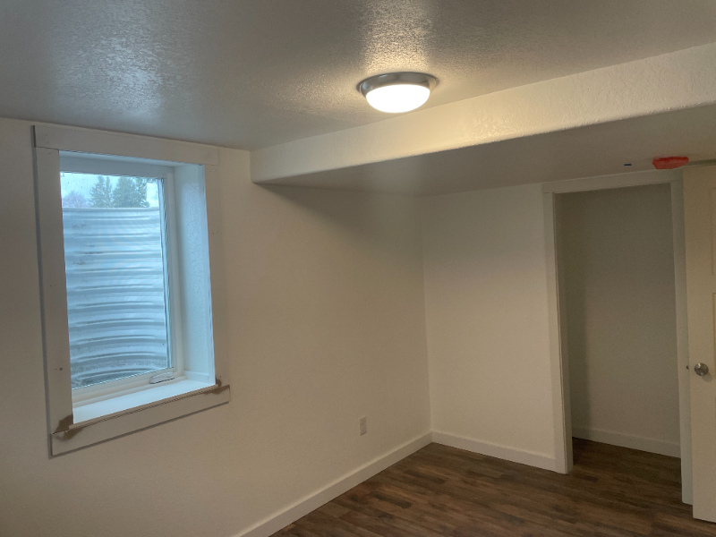 2145 S 11th St W #B - Photo 7 of 10