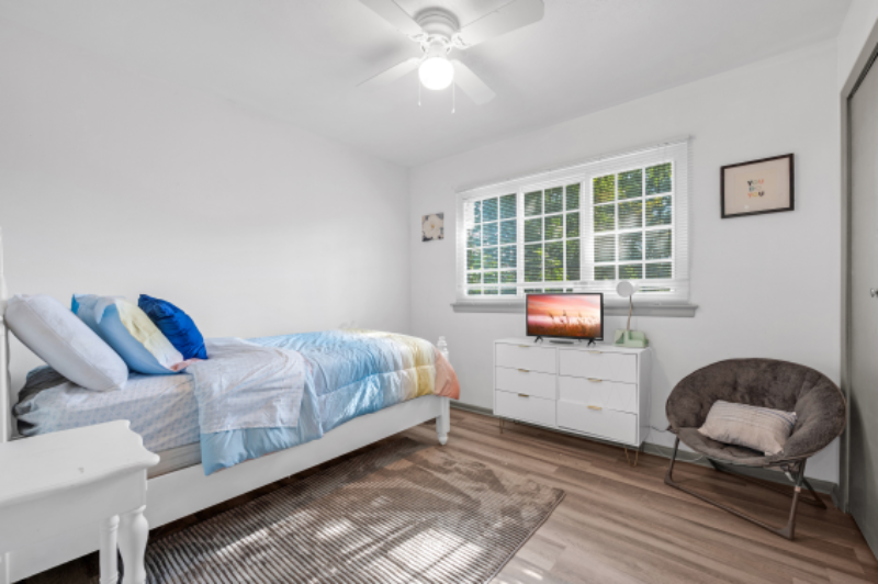 1811 Vatican Ln - Photo 5 of 14