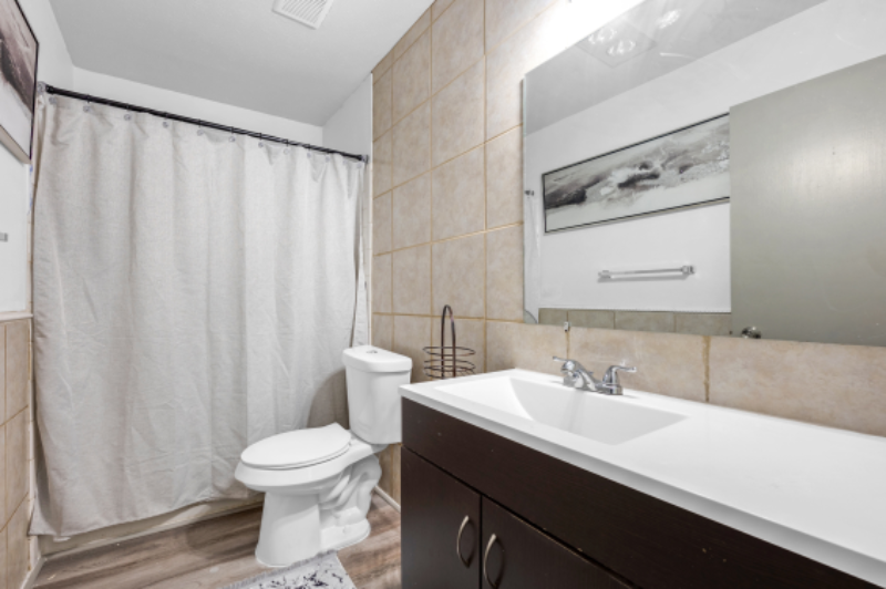 1811 Vatican Ln - Photo 7 of 14