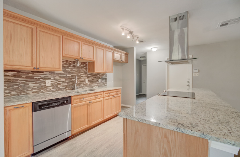 13614 Larkbrook Street - Photo 6 of 29