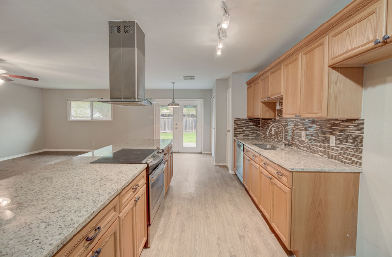 13614 Larkbrook Street - Photo 7 of 29