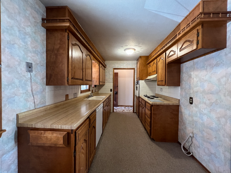 7412 W Warren St - Photo 6 of 21