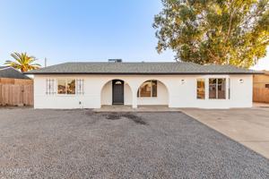 featured image of 5909 West Elm Street #1