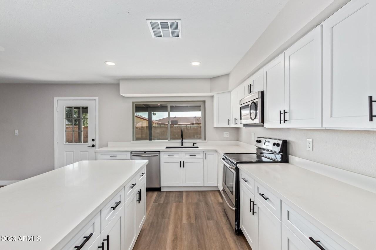5909 West Elm Street #1 - Photo 6 of 19