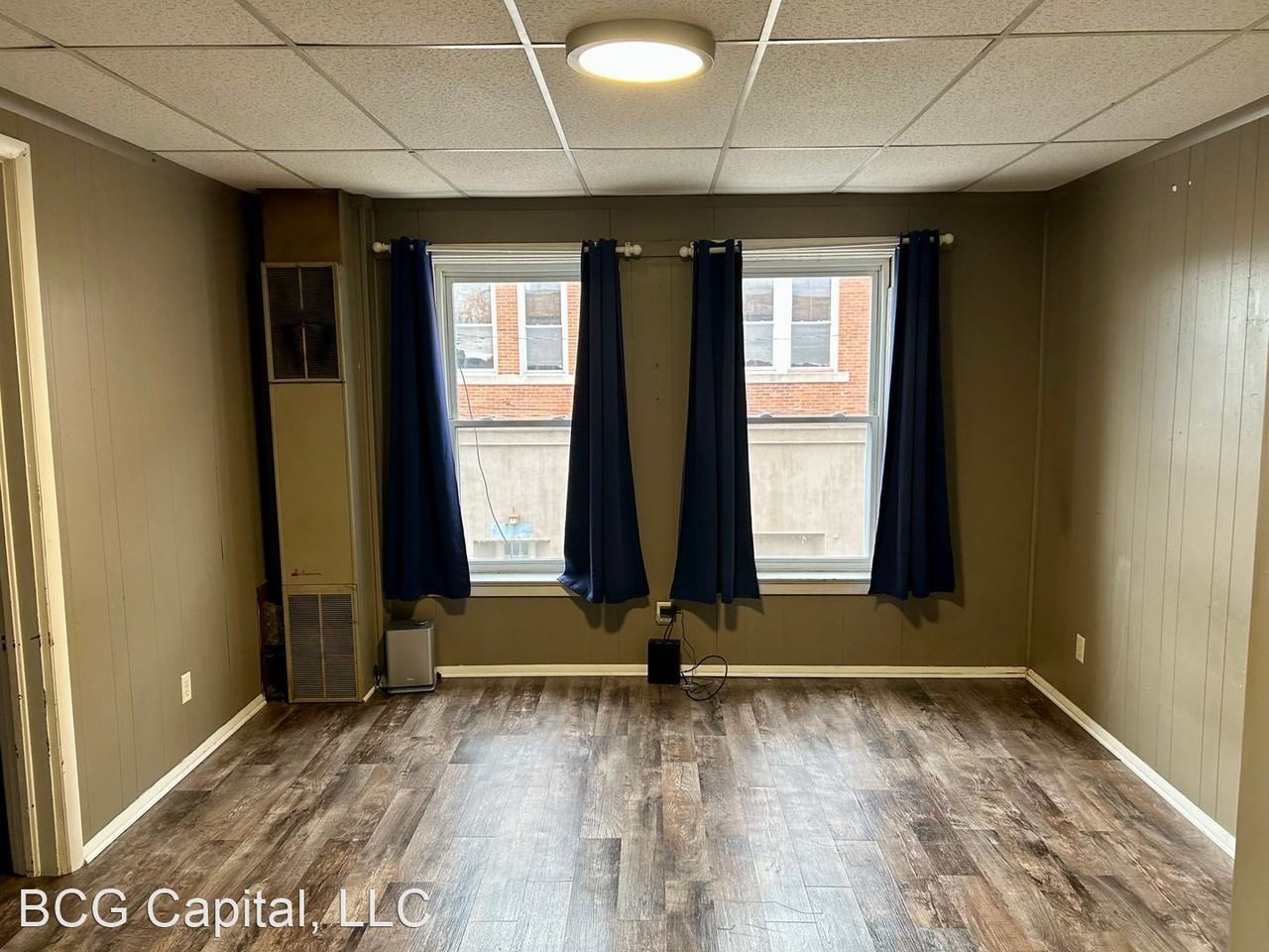 114/114.5 N Johnson St - Photo 2 of 9