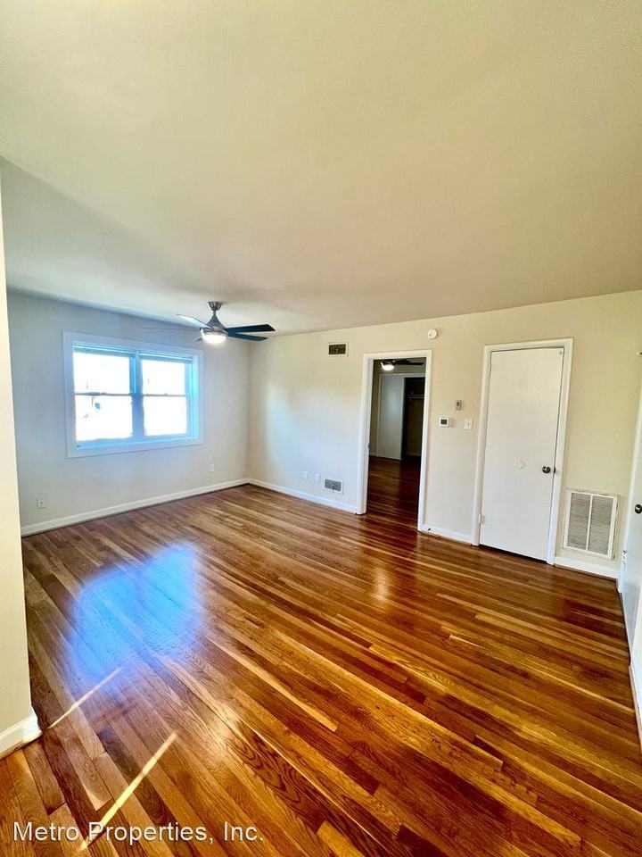 3331 Cutshaw  Avenue - Photo 2 of 17