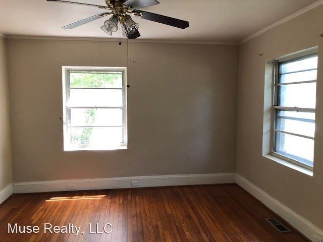 217 Wiley Ave - Photo 3 of 10