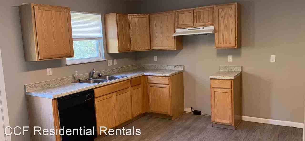 312 Herbert Ave - Photo 2 of 33