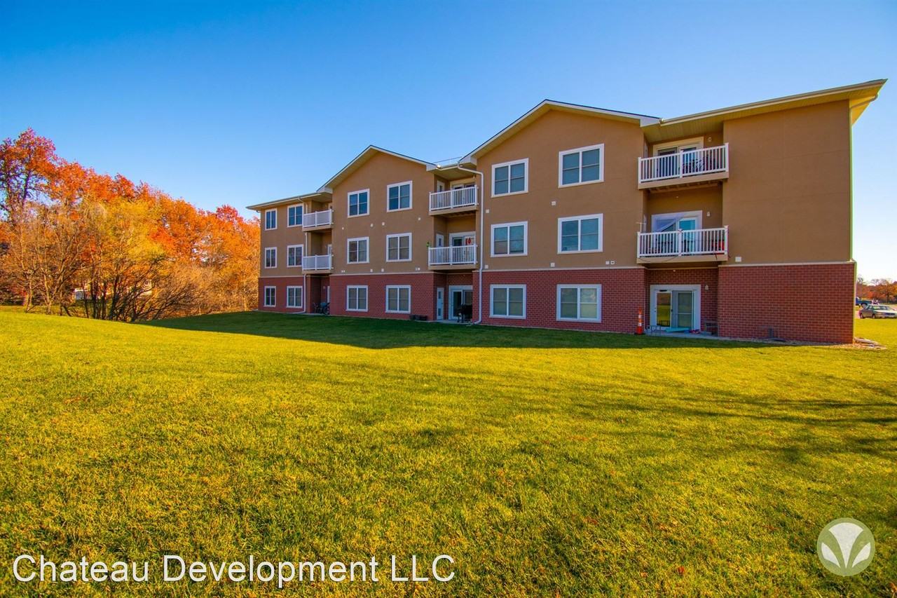 Chateau La Fleur2 1025 N. 63rd Street - Photo 3 of 9