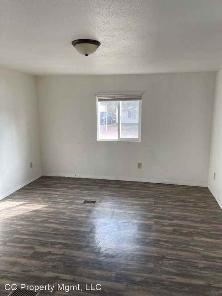 107 Gumbo Dr. - Photo 2 of 7