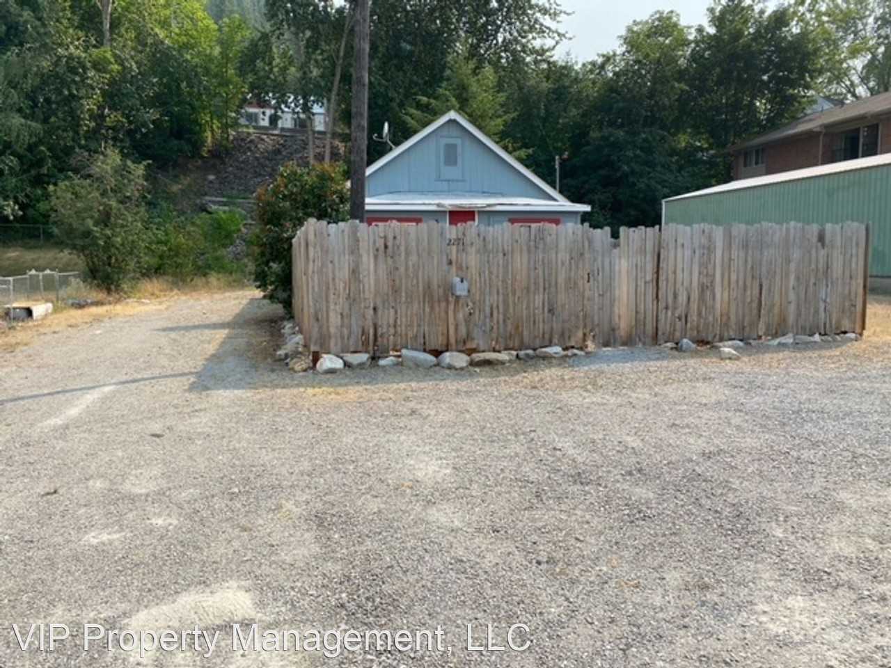 227 E Portland Ave - Photo 2 of 17