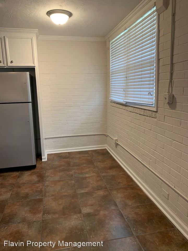 305 Woodruff Street - Photo 3 of 9