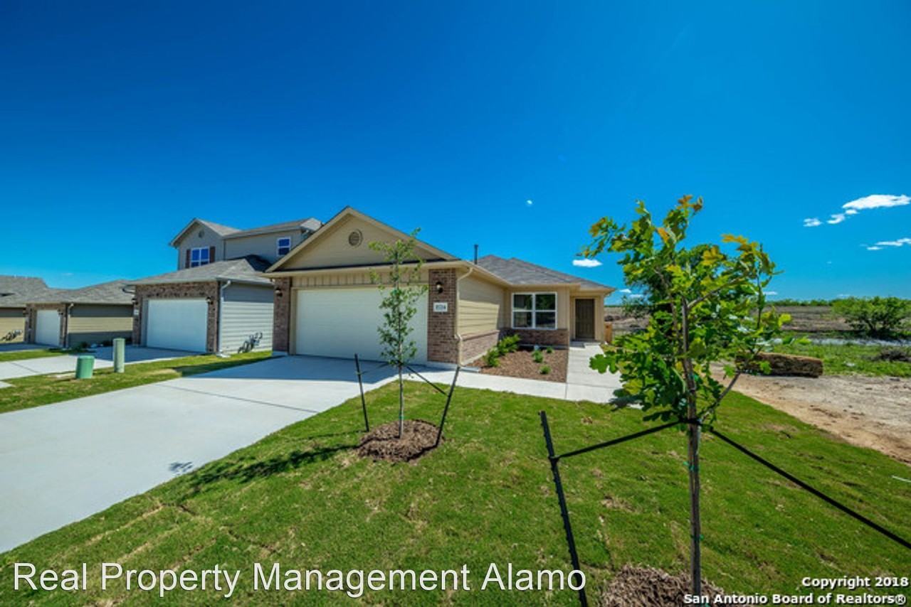 15214 Pandion Dr - Photo 2 of 27
