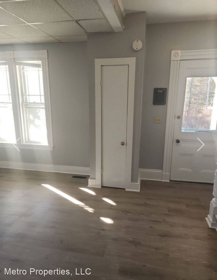 11 Central Street - Photo 2 of 8