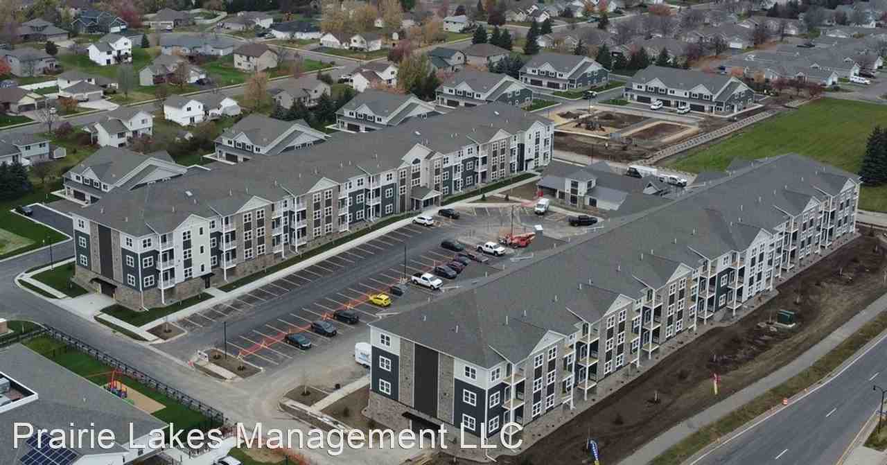 5400 Kingston Lane NE - Photo 2 of 49