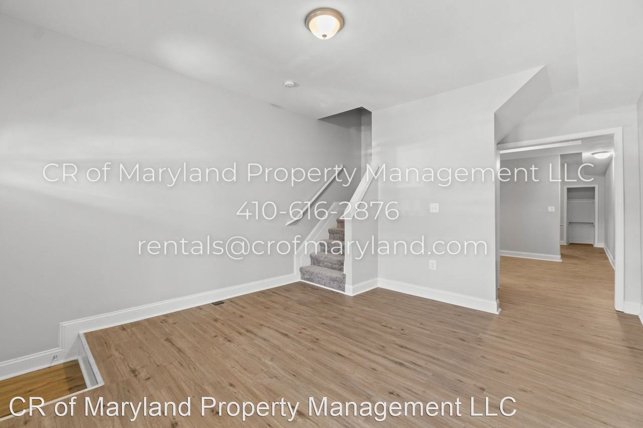 1621 Poplar Grove St - Photo 2 of 14