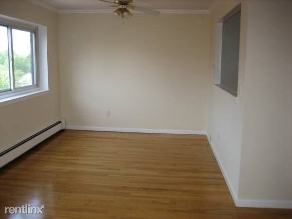 Westchester Ave - Photo 3 of 9