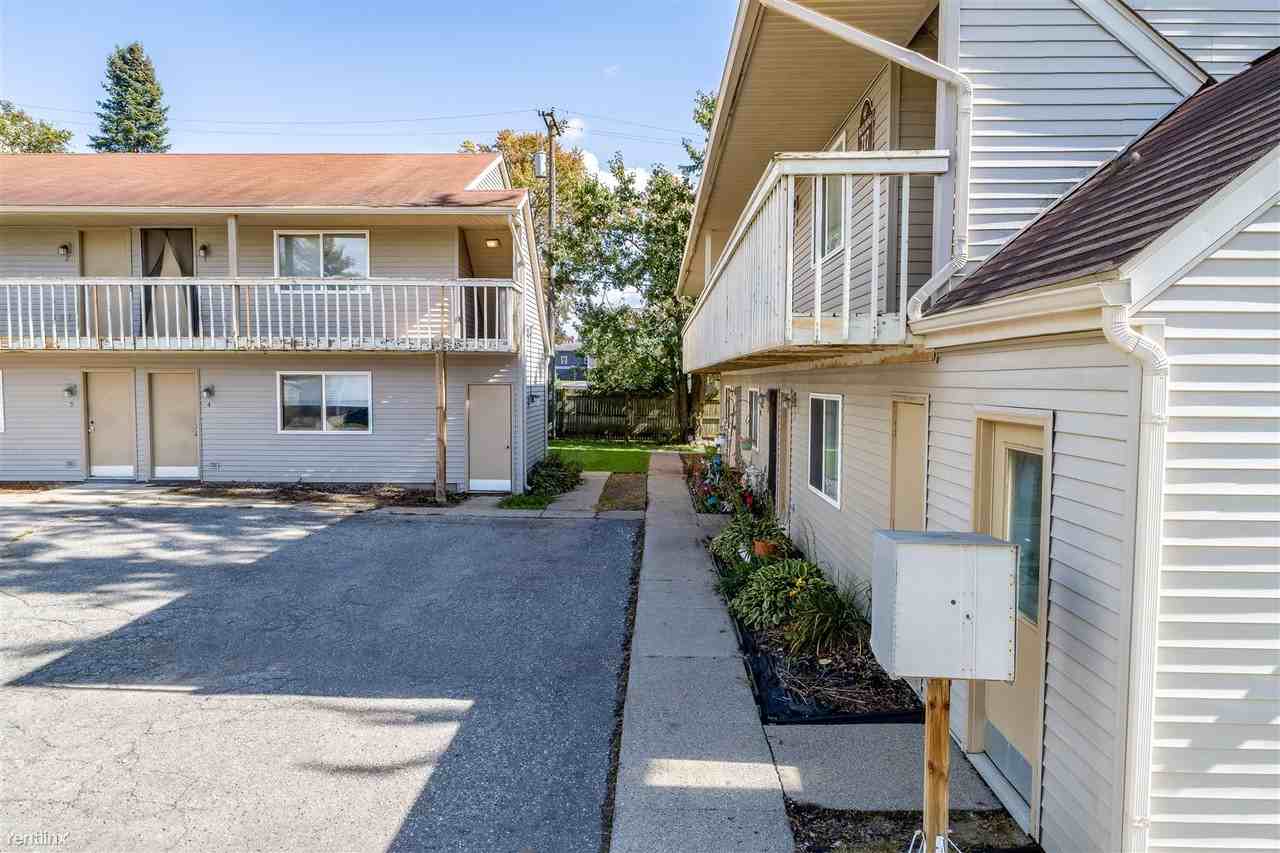 Free St Apartments - Photo 2 of 3