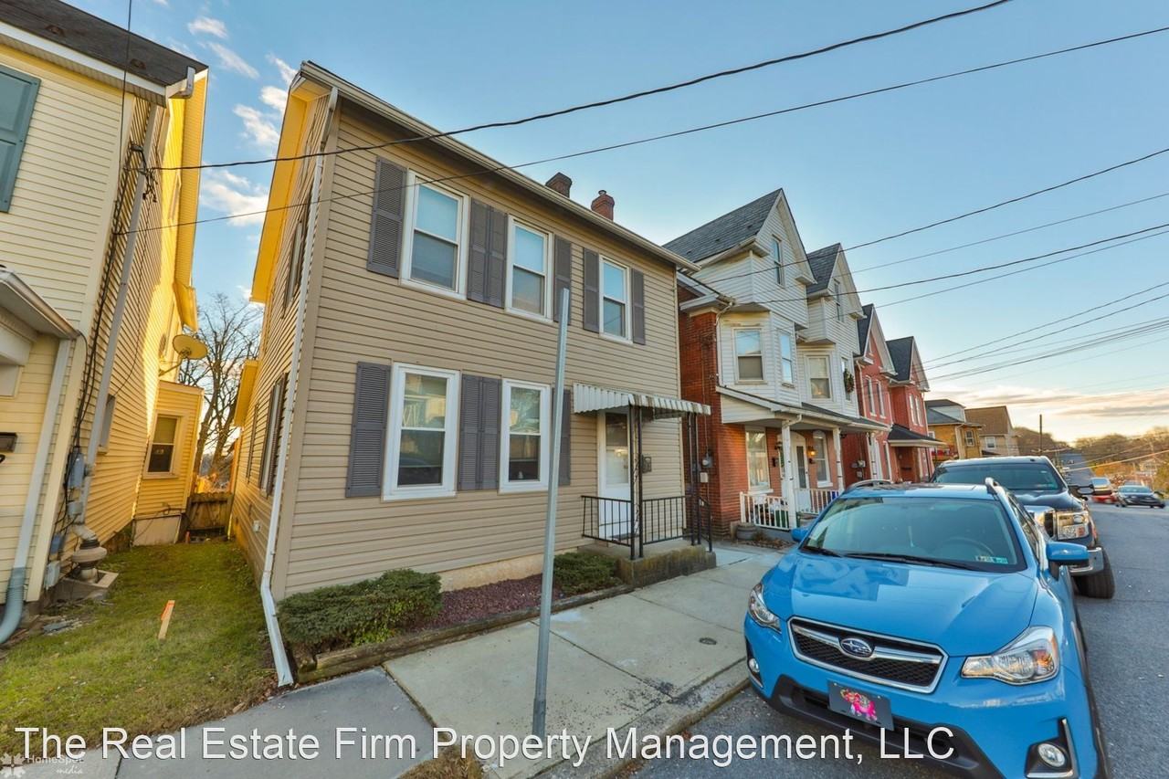 22 E Prospect St - Photo 2 of 47