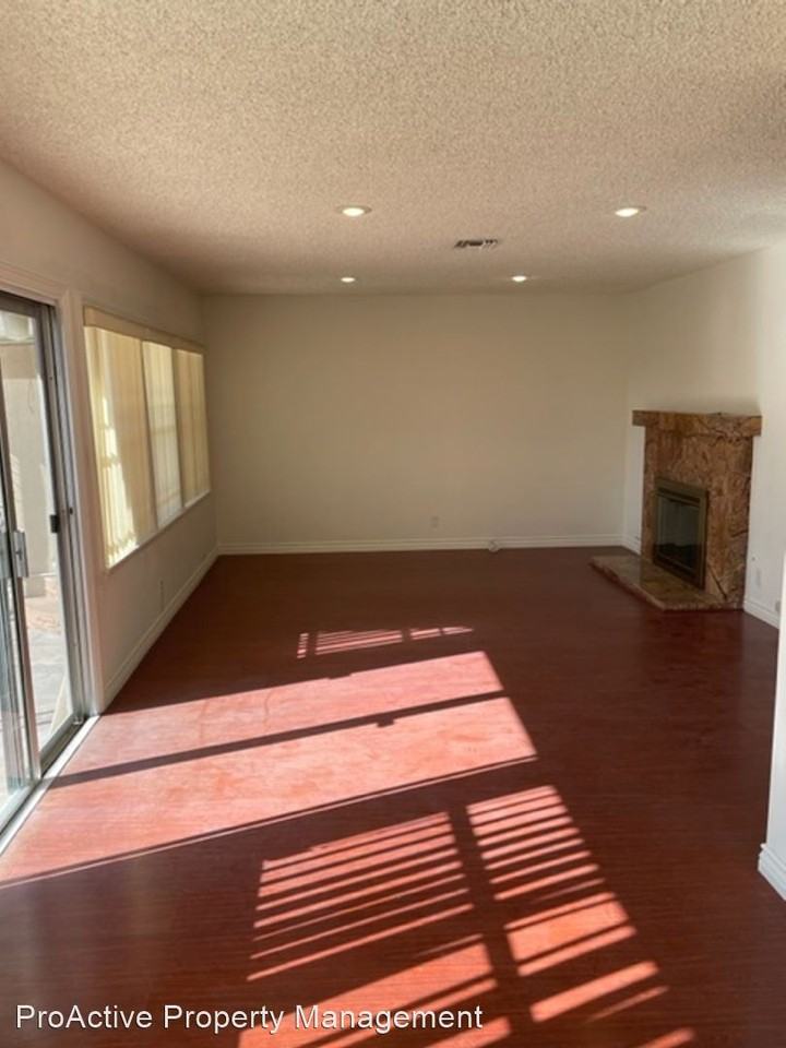 2025 Jolley Dr - Photo 2 of 13