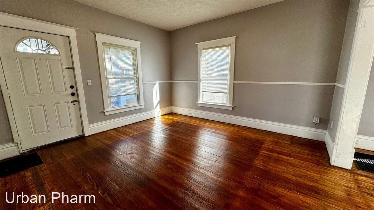 1142 Bemis St Se - Photo 3 of 13