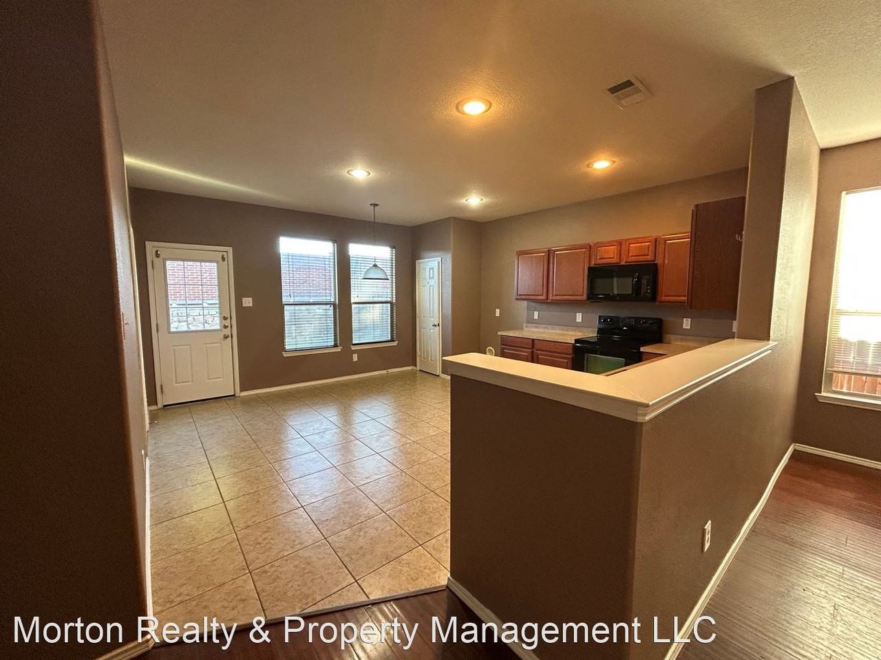 5837 Fantail Dr - Photo 3 of 15