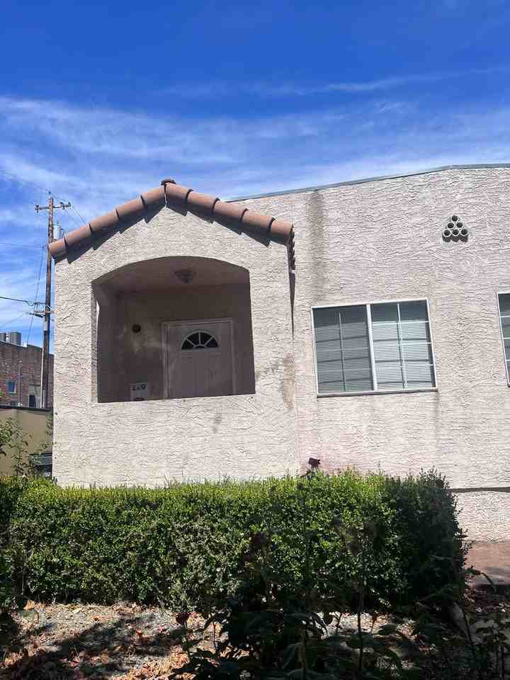 218 Elm St - Photo 2 of 9