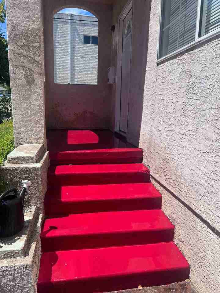 218 Elm St - Photo 3 of 9
