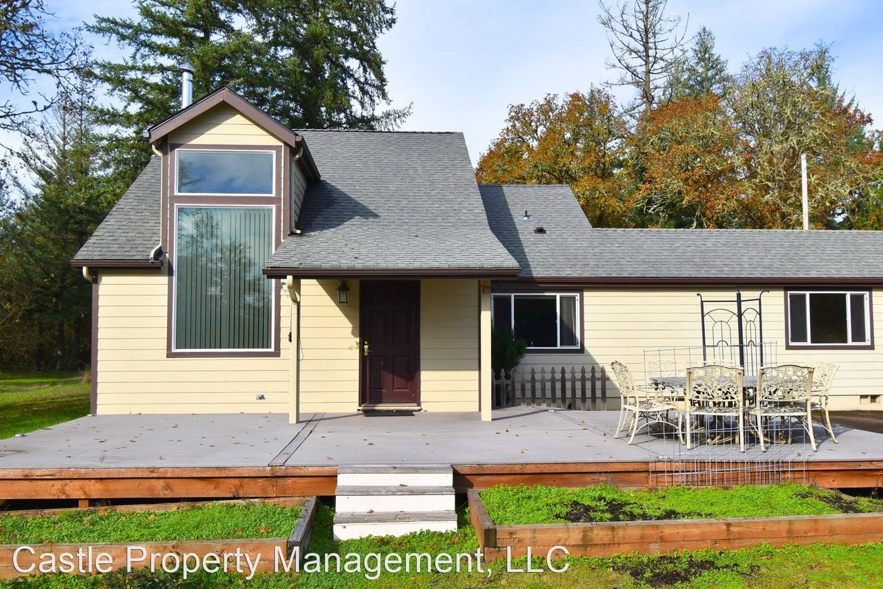 40137 Hilltop Dr - Photo 2 of 27