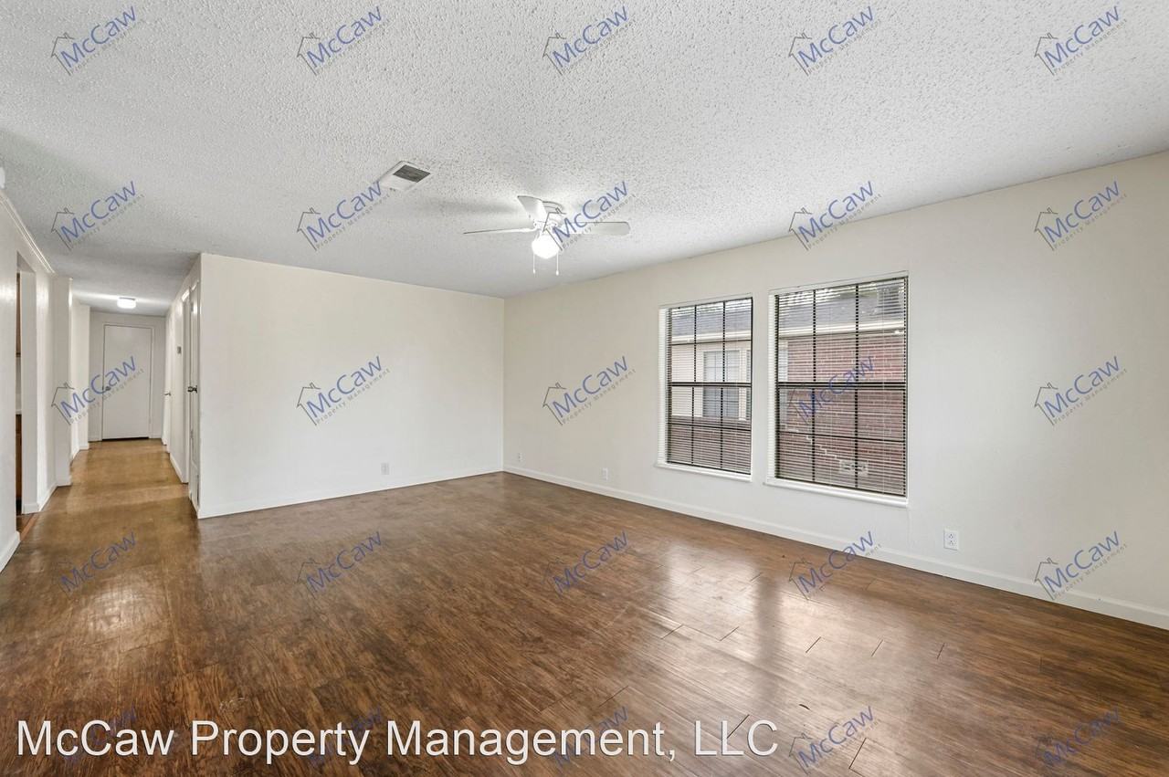14614 Seminole St - Photo 3 of 20