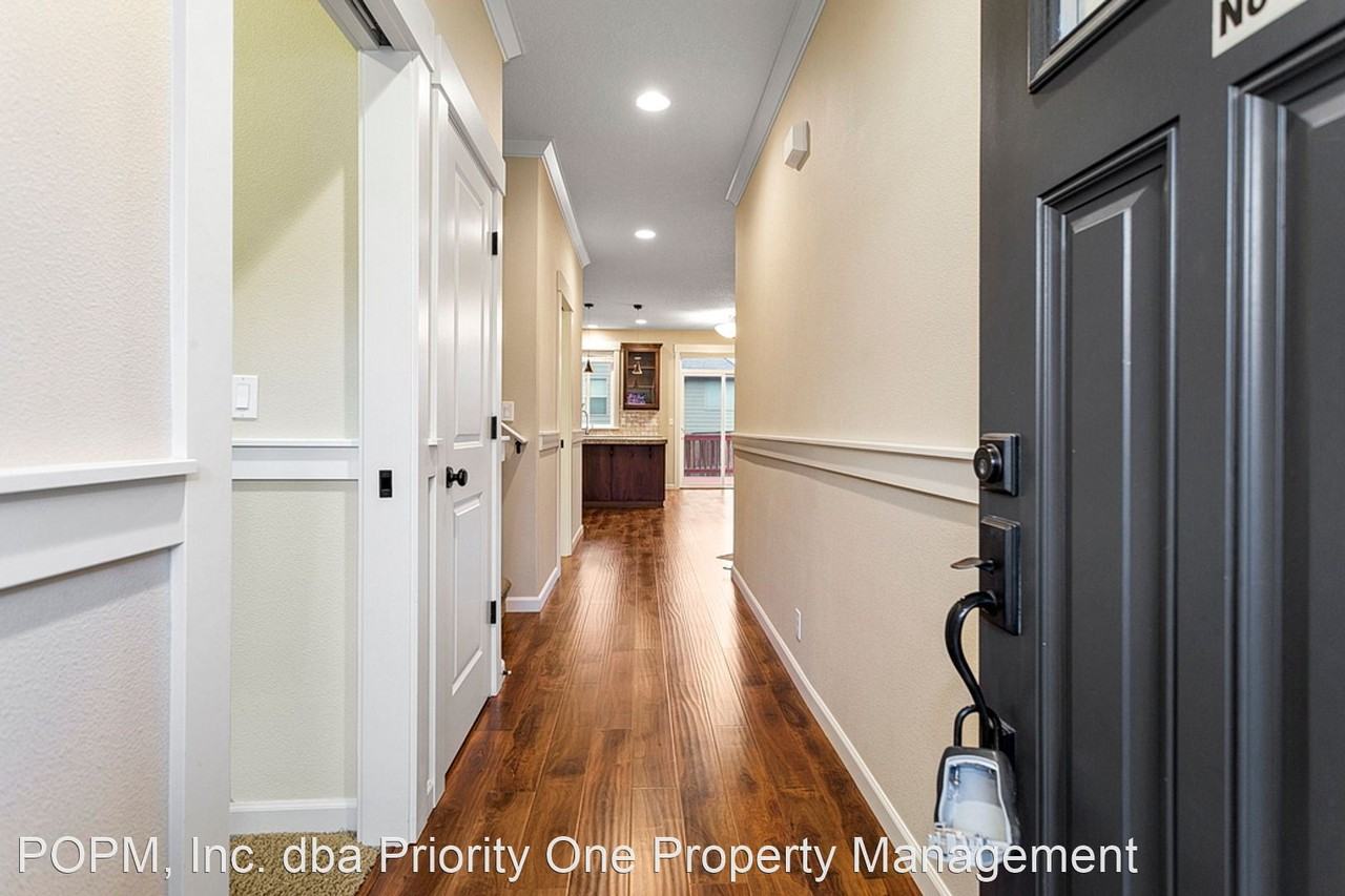 18807 Nutmeg Ln - Photo 3 of 26