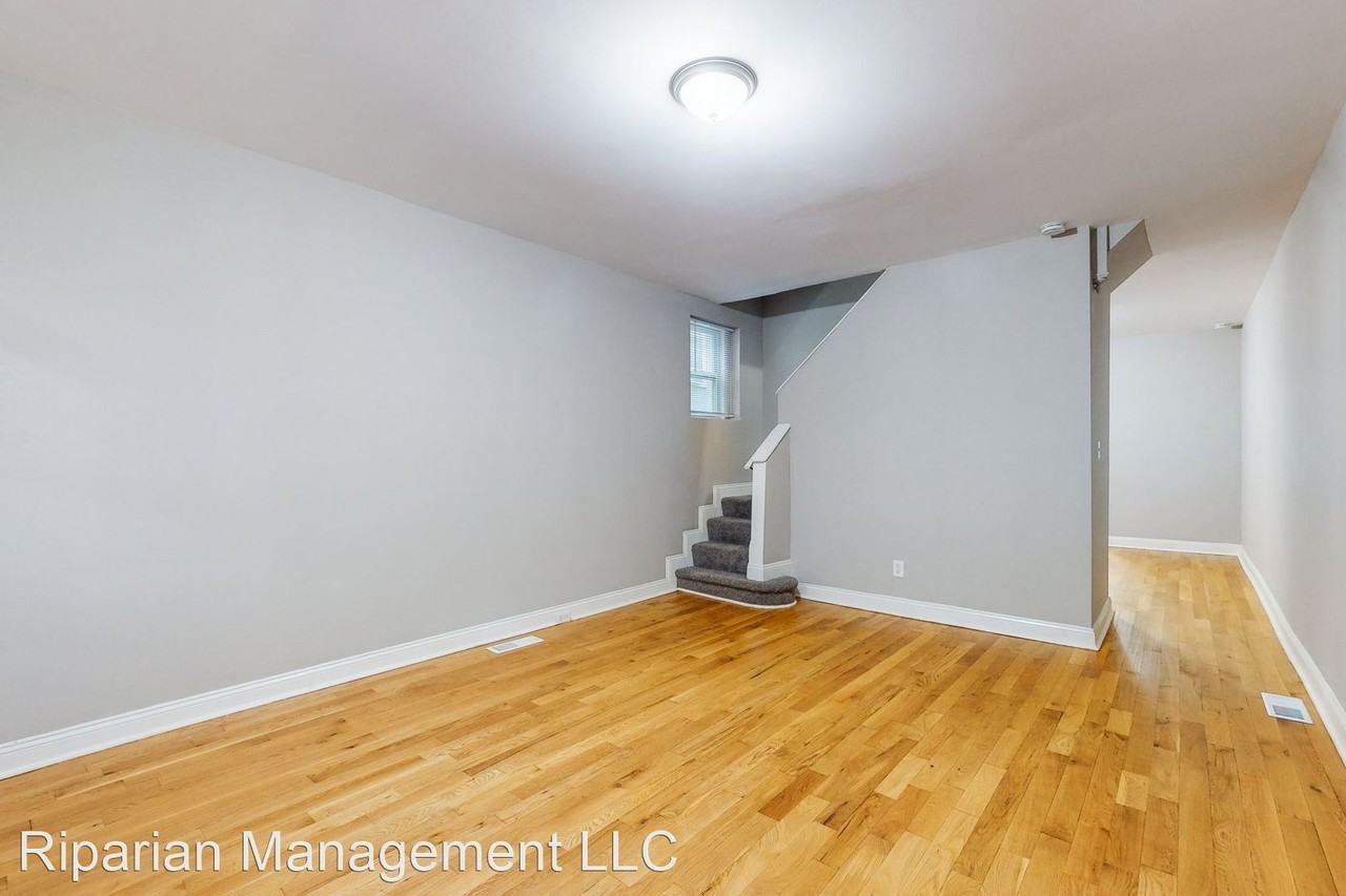 815 E 41st St - Photo 3 of 23