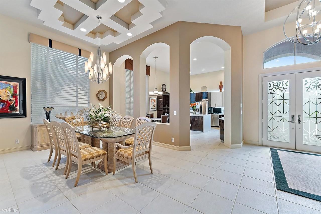 130 Orchid Cay Dr - Photo 2 of 29