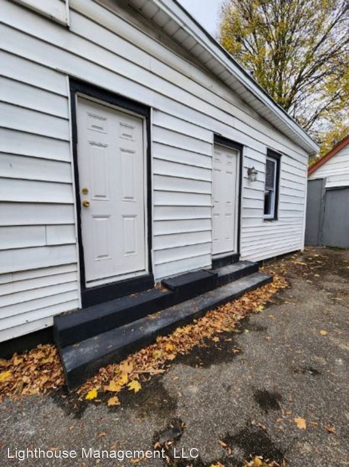 620 Jay St - Photo 2 of 19