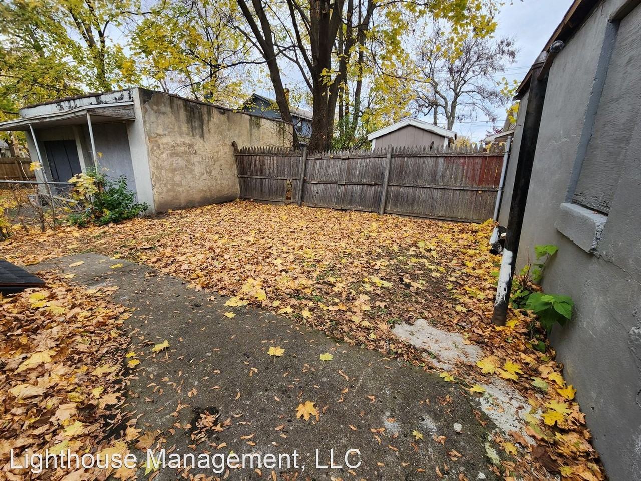 620 Jay St - Photo 3 of 19