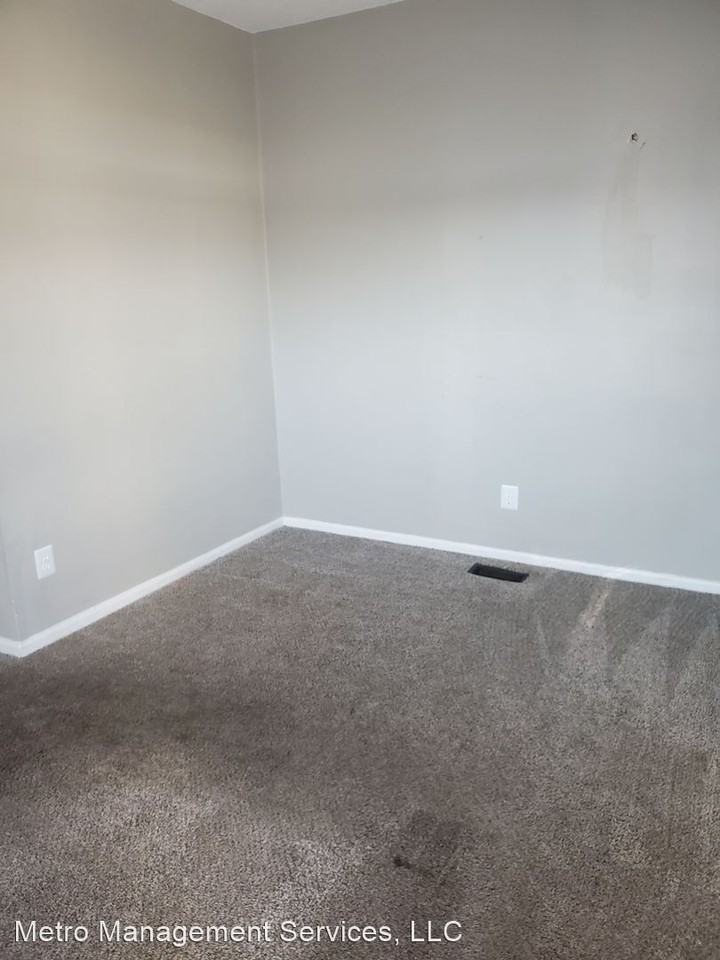 1700 W Breckinridge St - Photo 3 of 18