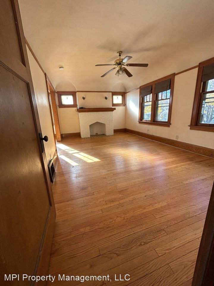 2372 N 70TH ST - Photo 2 of 16