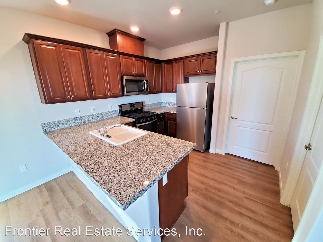 3610 Red Rock Dr - Photo 3 of 7