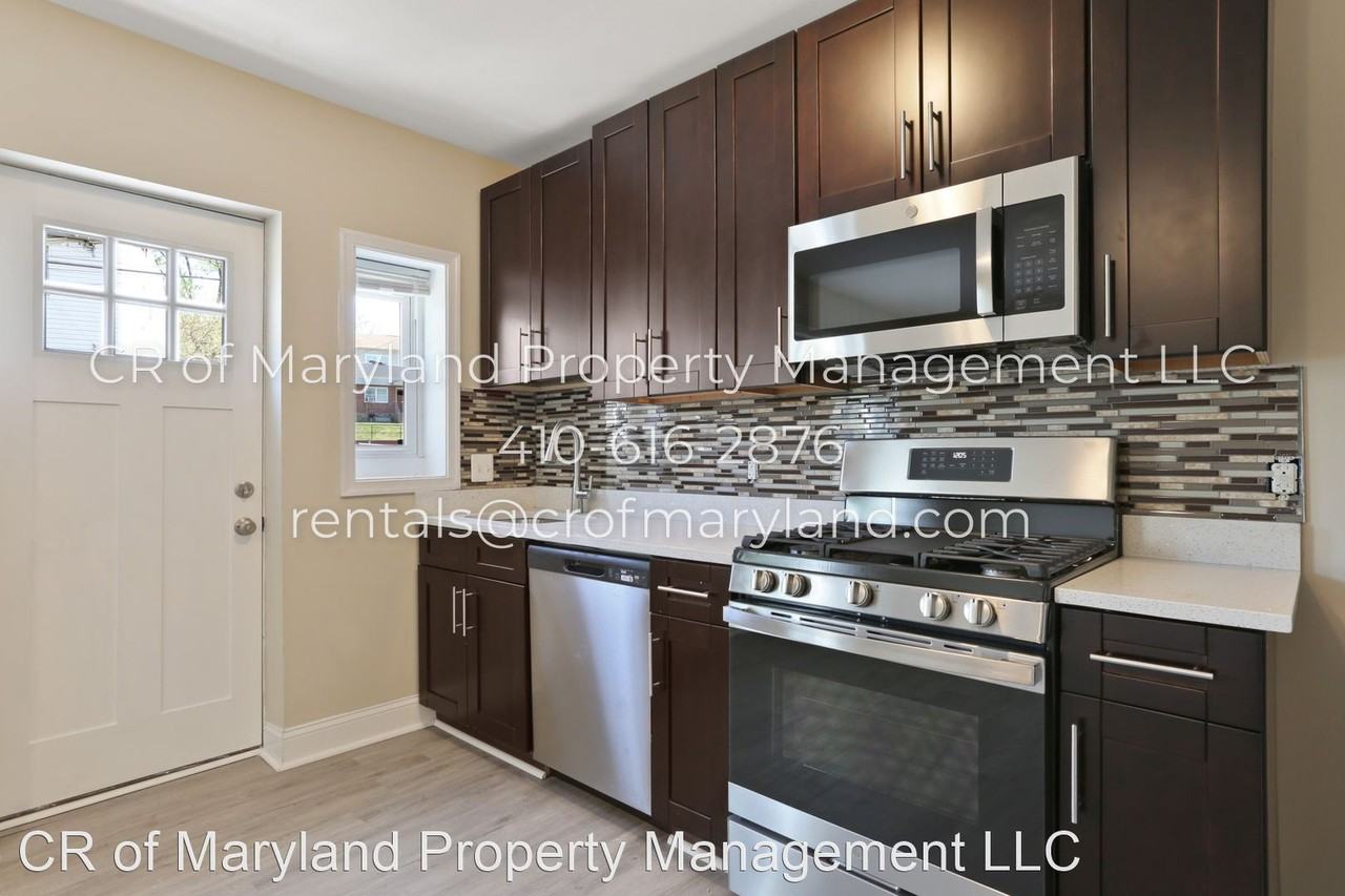 3969 Brooklyn Ave - Photo 3 of 18