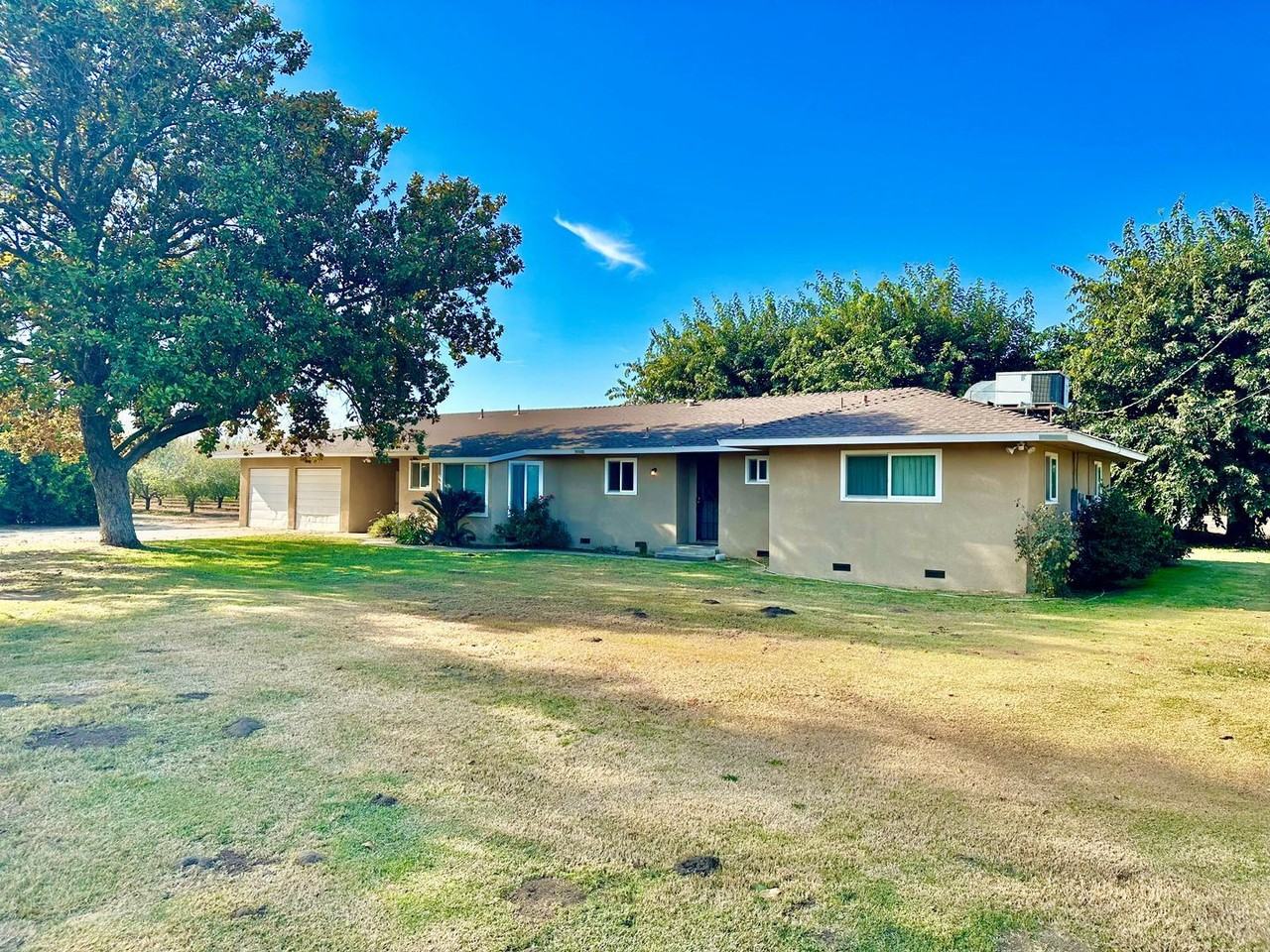 13604 Road 21 1/2 - Photo 2 of 27