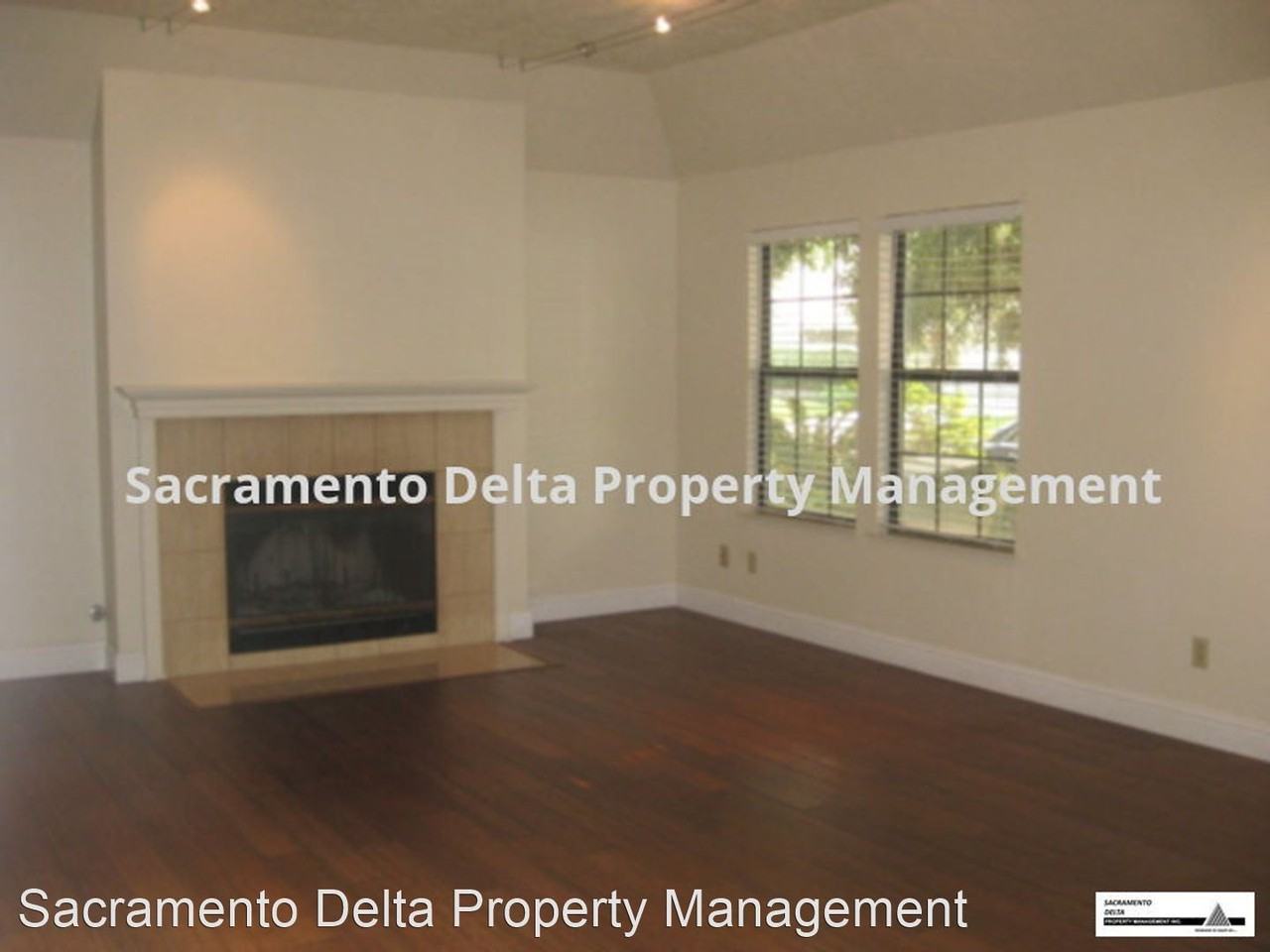 1100 Rio Cidade Way - Photo 3 of 20