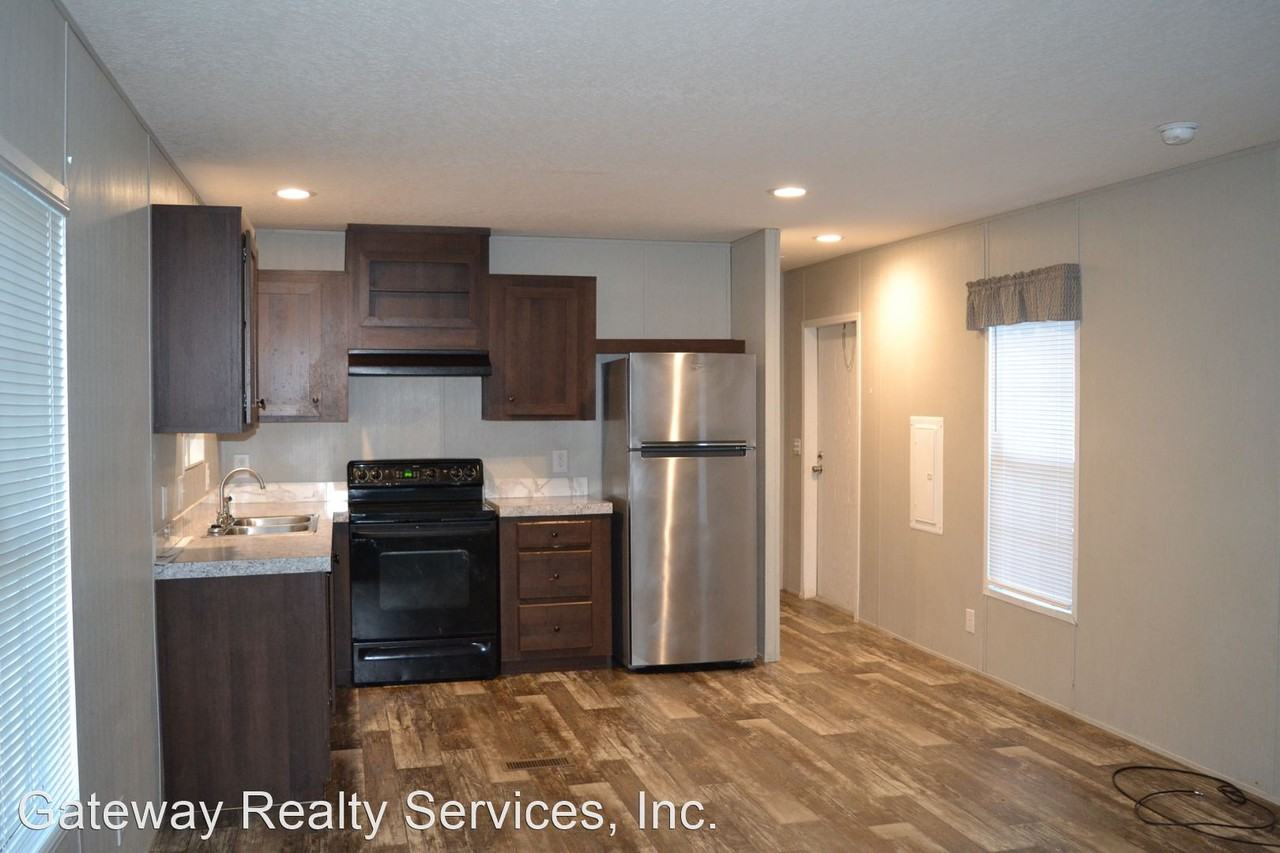 123 Garlington Cir - Photo 2 of 12