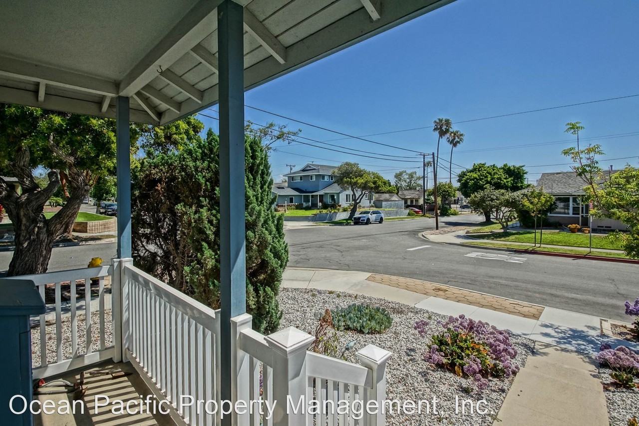 21501 Evalyn Ave - Photo 3 of 44