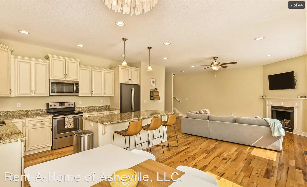 118 Green Creek Loop - Photo 3 of 25